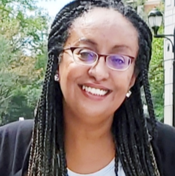 Meet your Posher, Senait - Picture 1 of 1